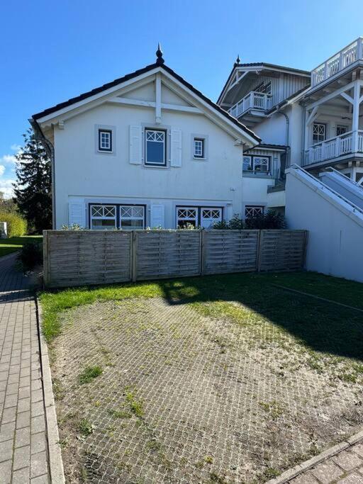 2,5 Zimmer Ferienwohnung Fehmarn Mit Eigenem Parkplatz Extérieur photo
